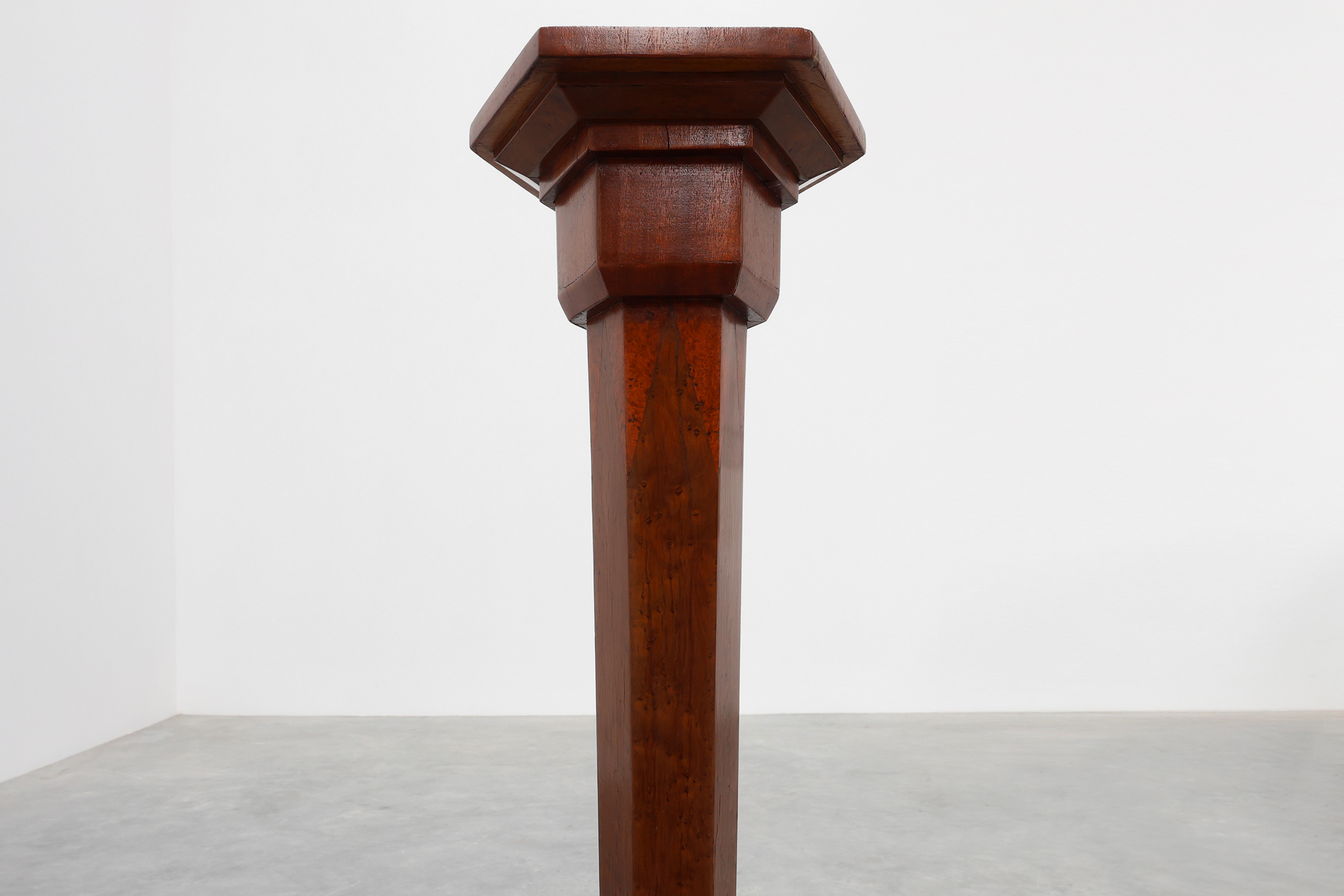 French Burl & Oak Art Deco Console, 1925thumbnail